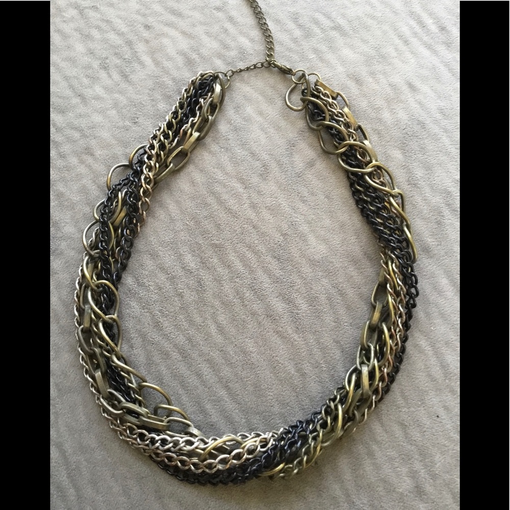Multi tone necklace